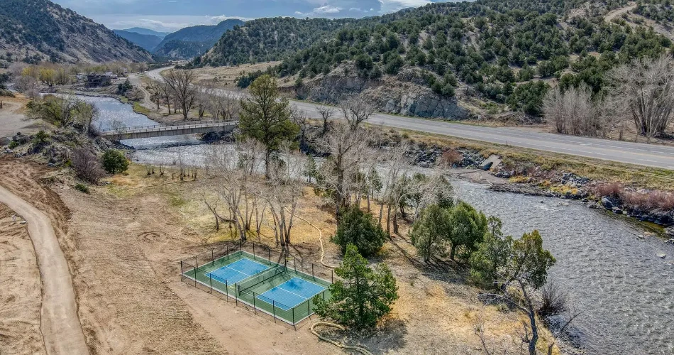 Ultimate Guide: Things to Do at Wilderness Expeditions (Riverside) RV Park – Salida, Colorado